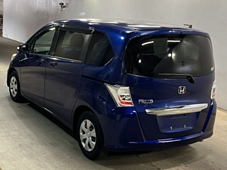 HONDA FREED 2012