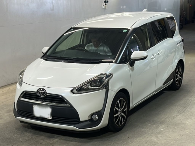 TOYOTA SIENTA 2015
