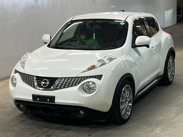 NISSAN JUKE 2013