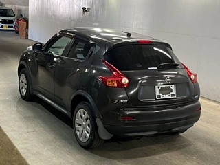 NISSAN JUKE 2010