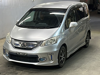 HONDA FREED 2013