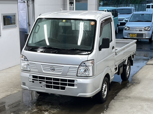 NISSAN CLIPPER TRUCK 2017