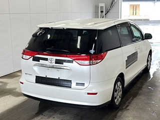 TOYOTA ESTIMA 2013
