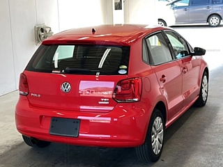 VOLKSWAGEN POLO 2012