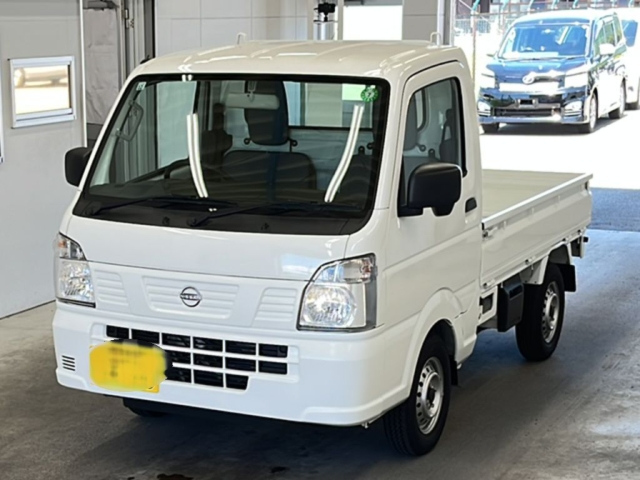 NISSAN CLIPPER TRUCK 2024