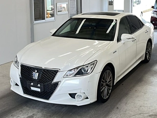 TOYOTA CROWN 2013