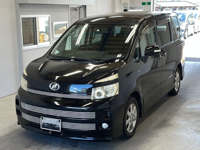 TOYOTA VOXY 2008
