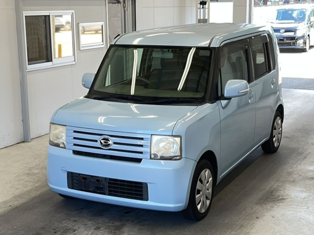 DAIHATSU MOVE CONTE 2011