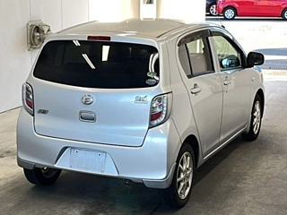 DAIHATSU MIRA E S 2013