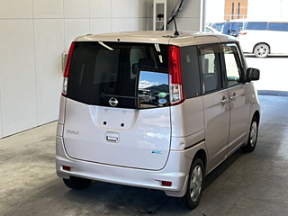 NISSAN ROOX 2013