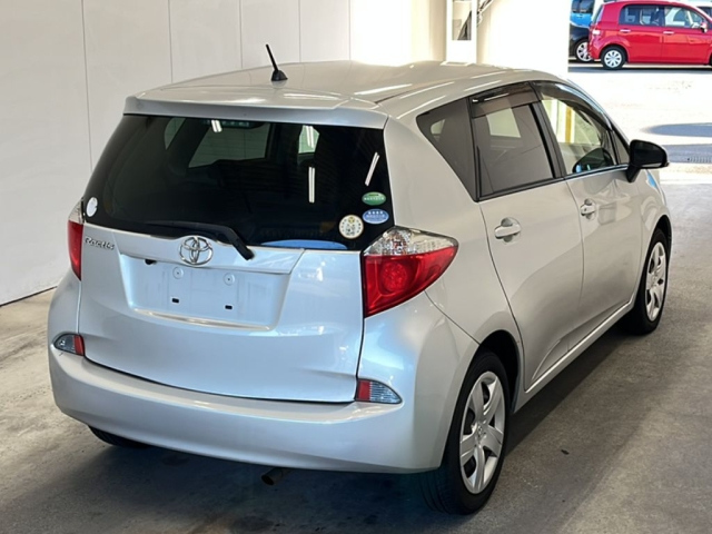 TOYOTA RACTIS 2013