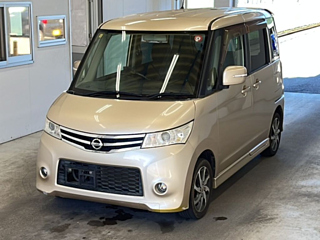 NISSAN ROOX 2012