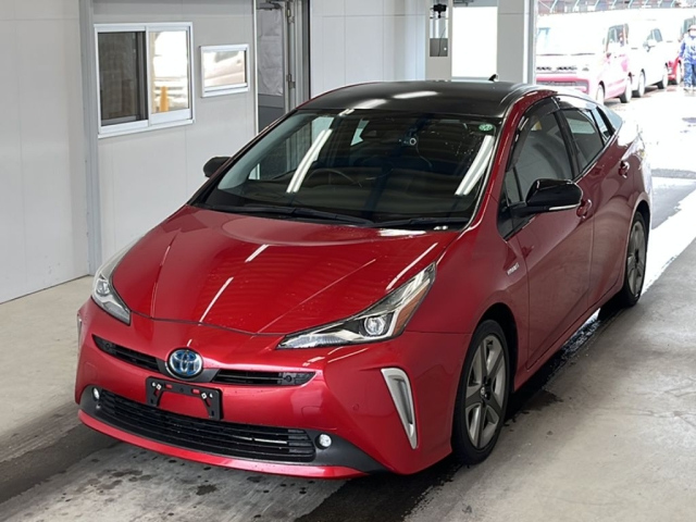 TOYOTA PRIUS 2019