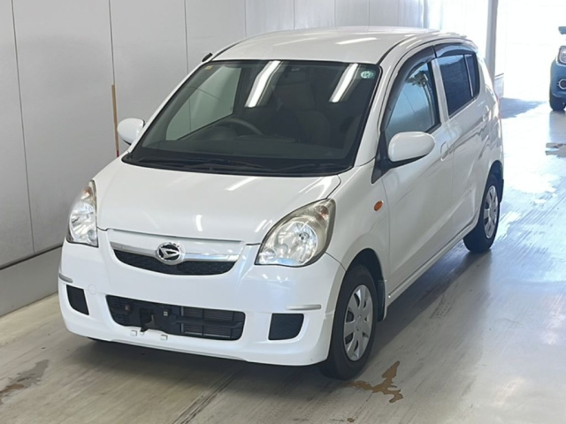 DAIHATSU MIRA 2010