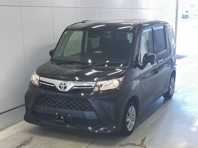 TOYOTA ROOMY 2022