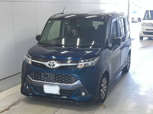 TOYOTA TANK 2018