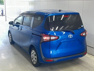 TOYOTA SIENTA 2016
