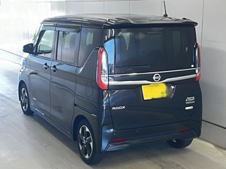 NISSAN ROOX 2022