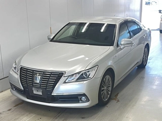 TOYOTA CROWN 2013