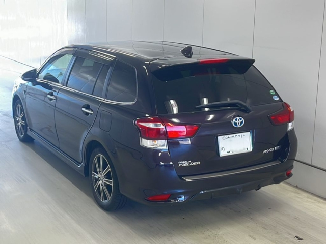 TOYOTA COROLLA FIELDER 2015