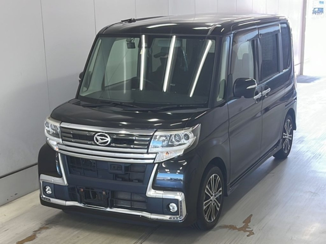 DAIHATSU TANTO 2015