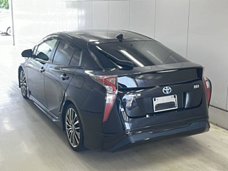 TOYOTA PRIUS 2016