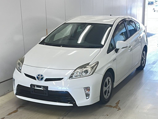 TOYOTA PRIUS 2014