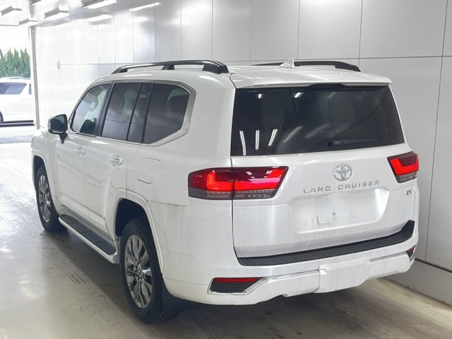 TOYOTA LAND CRUISER 2024