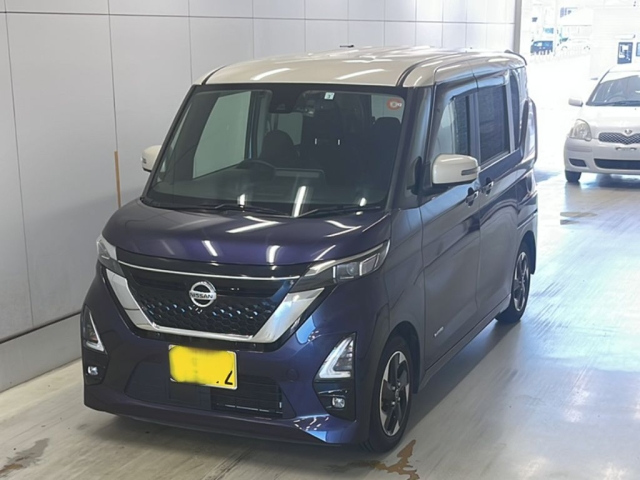 NISSAN ROOX 2021