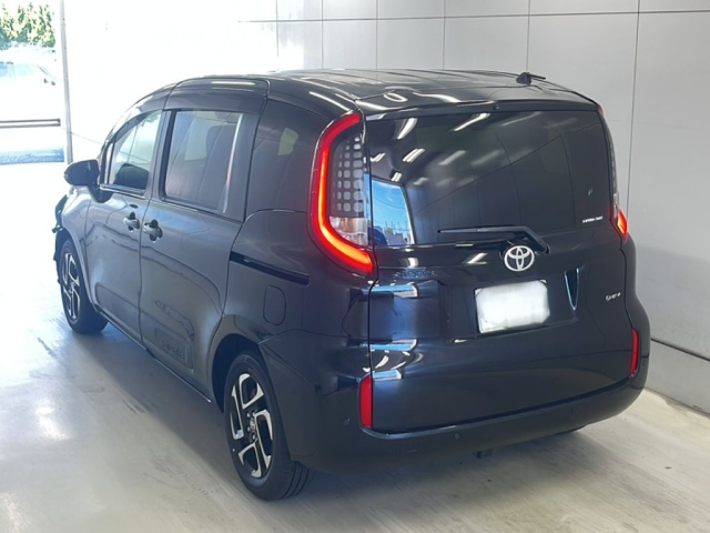 TOYOTA SIENTA 2025