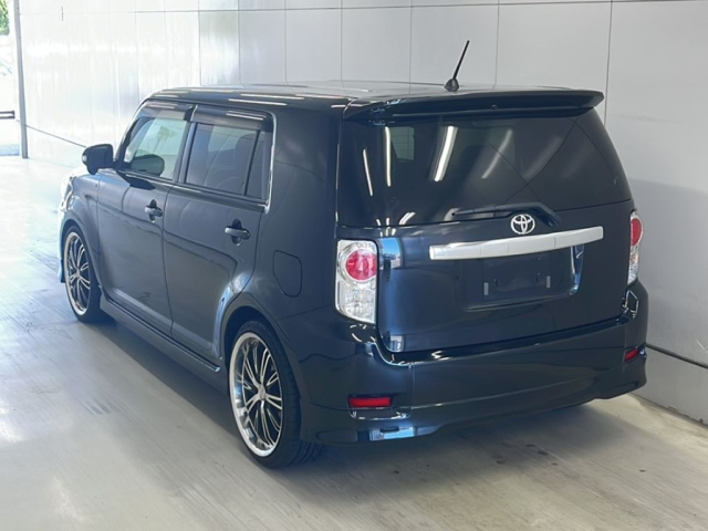 TOYOTA COROLLA RUMION 2012