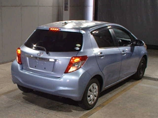 TOYOTA VITZ 2012