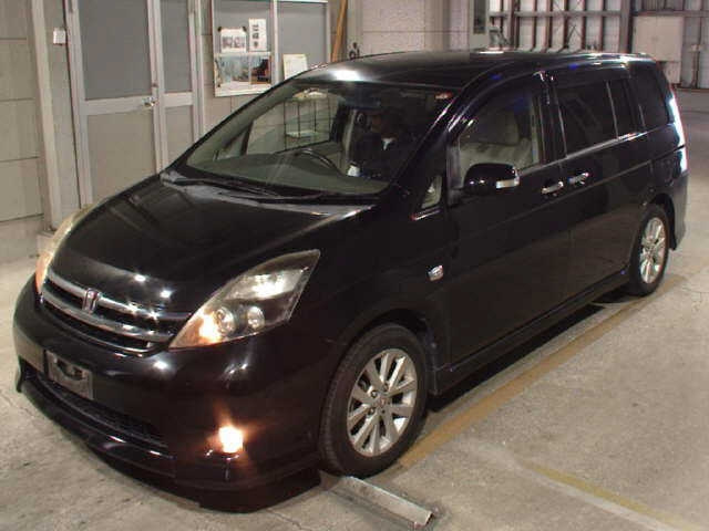 TOYOTA ISIS 2010