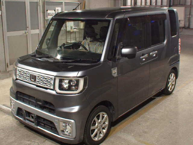 DAIHATSU WAKE 2014