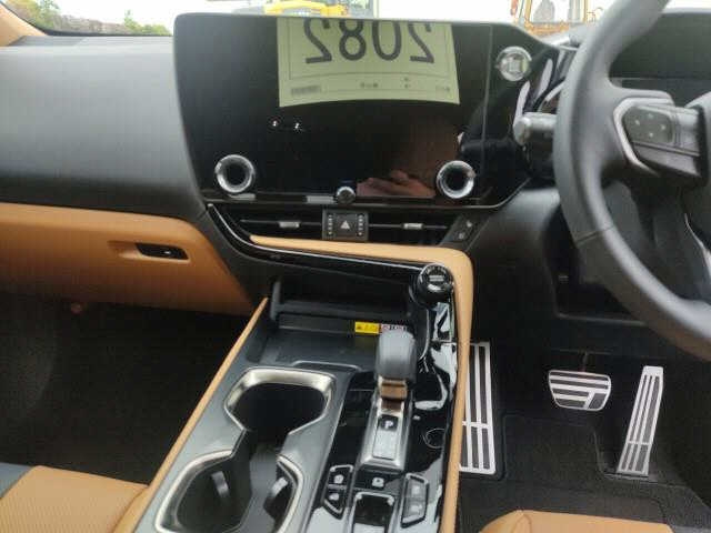 LEXUS NX 2025