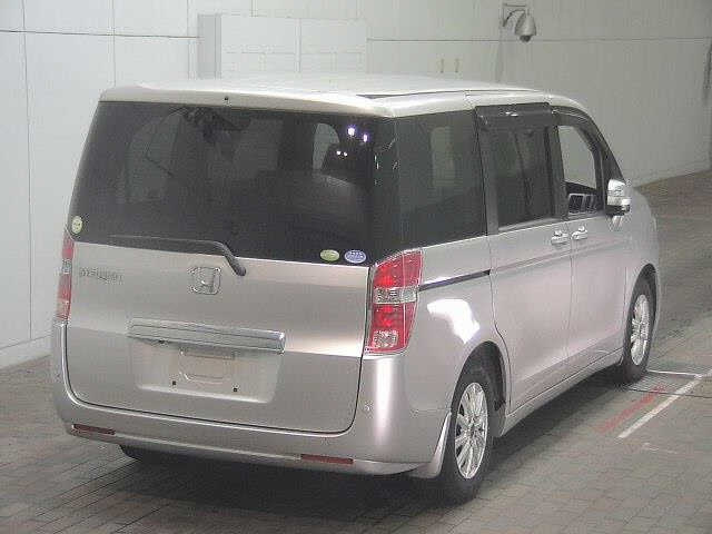 HONDA STEP WAGON 2009
