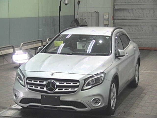 MERCEDES BENZ GLA CLASS 2017