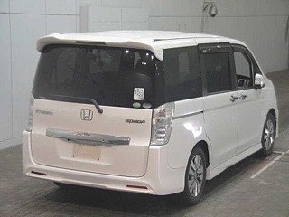 HONDA STEP WAGON 2012