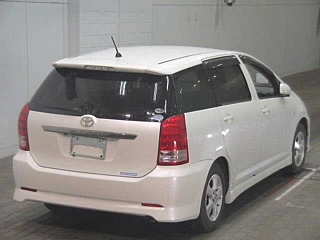 TOYOTA WISH 2008