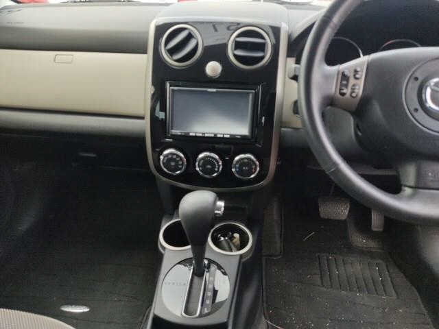 MAZDA VERISA 2013