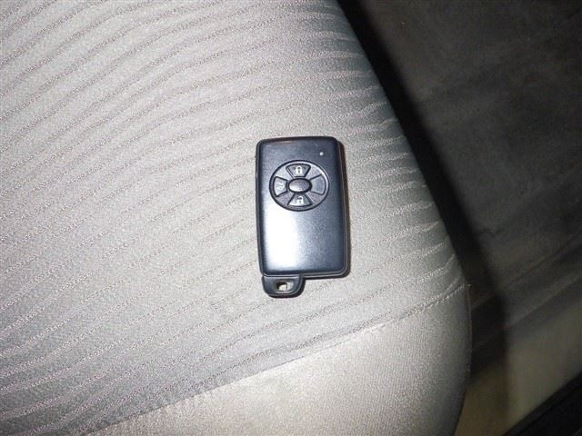 TOYOTA PREMIO 2011