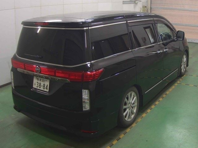 NISSAN ELGRAND 2011