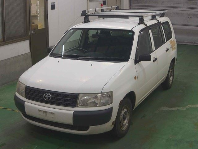 TOYOTA PROBOX 2010