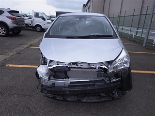 TOYOTA VITZ 2019