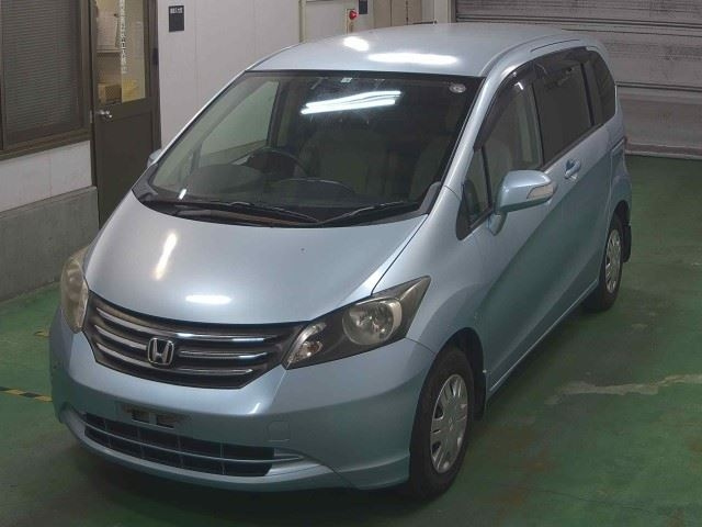 HONDA FREED 2010