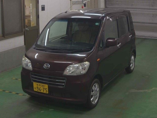 DAIHATSU TANTO EXE 2011