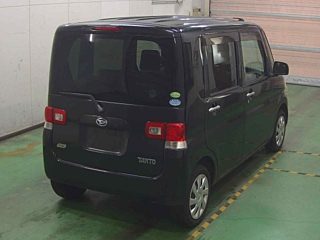 DAIHATSU TANTO 2012
