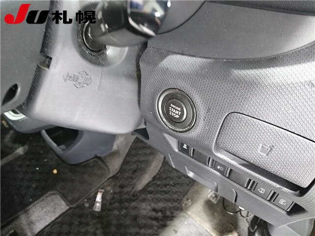 SUZUKI SOLIO 2011