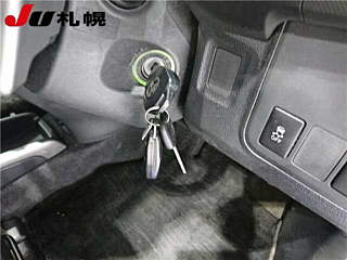 TOYOTA WISH 2011