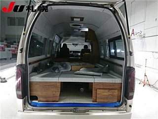 TOYOTA HIACE VAN 2024